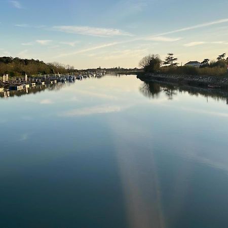 Les Bains Boyardville - Hotel Et Restaurant Bagian luar foto