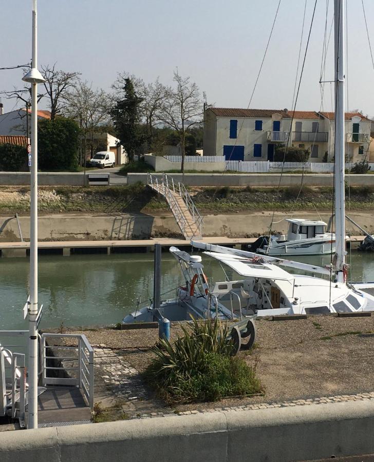 Les Bains Boyardville - Hotel Et Restaurant Bagian luar foto