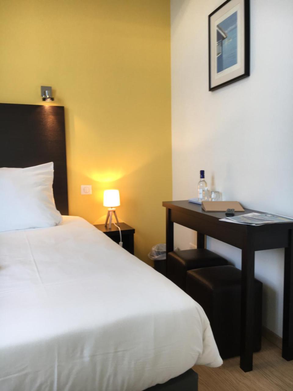 Les Bains Boyardville - Hotel Et Restaurant Bagian luar foto