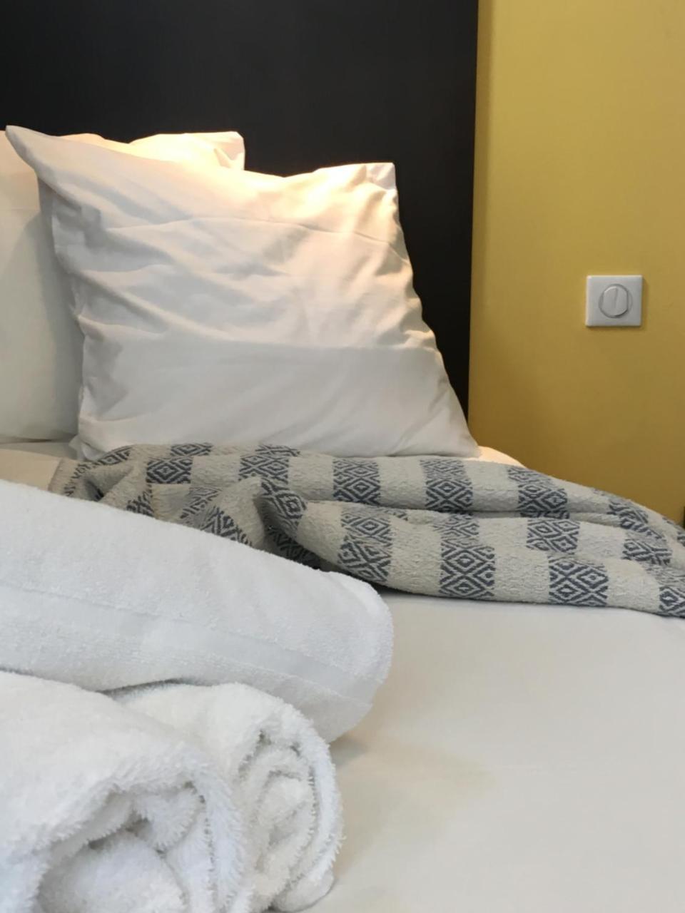 Les Bains Boyardville - Hotel Et Restaurant Bagian luar foto